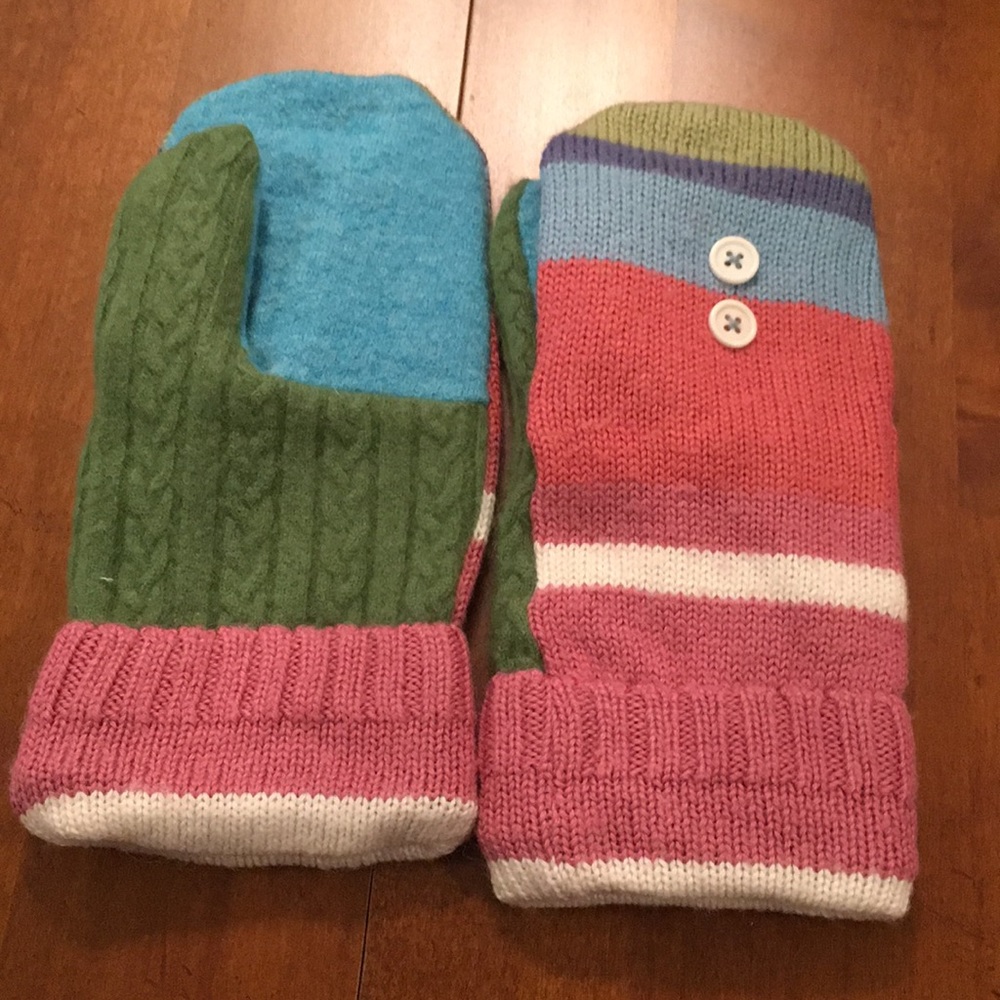 mittens